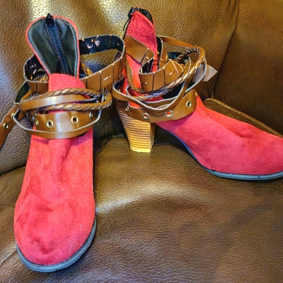 NWOT Cowgirl rock! Strappy 3" high-heeled boots EU 42 (9 1/2 US) Red suede - Picture 5 of 9